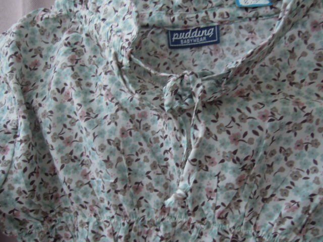 Camicie, Top & T-shirt: ca. Gr. 86/92 Tunika, weiss hellblau rosa Blümchen – Usato da Basel venduto da frausommerwind 2