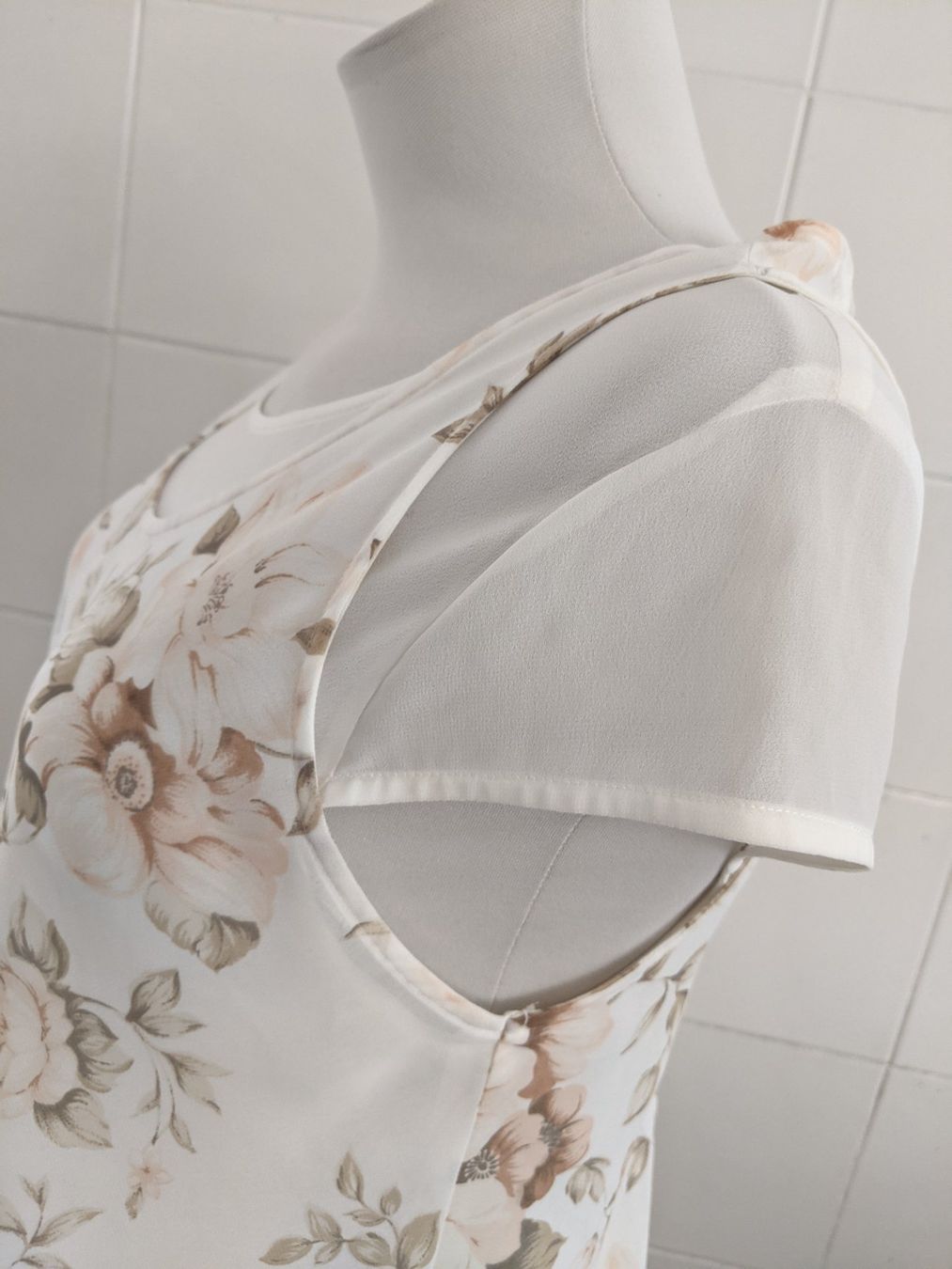 Vestiti: Sommerkleid GR 38 – Usato da Langnau am Albis venduto da Judithsebi 5