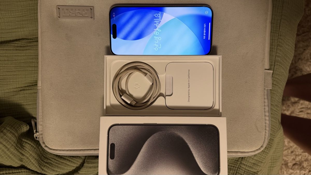 Apple Handys / Smartphones: iPhone 15 Pro white Titanium 125GB – Gebraucht aus Herrliberg von Sophie_heller 5