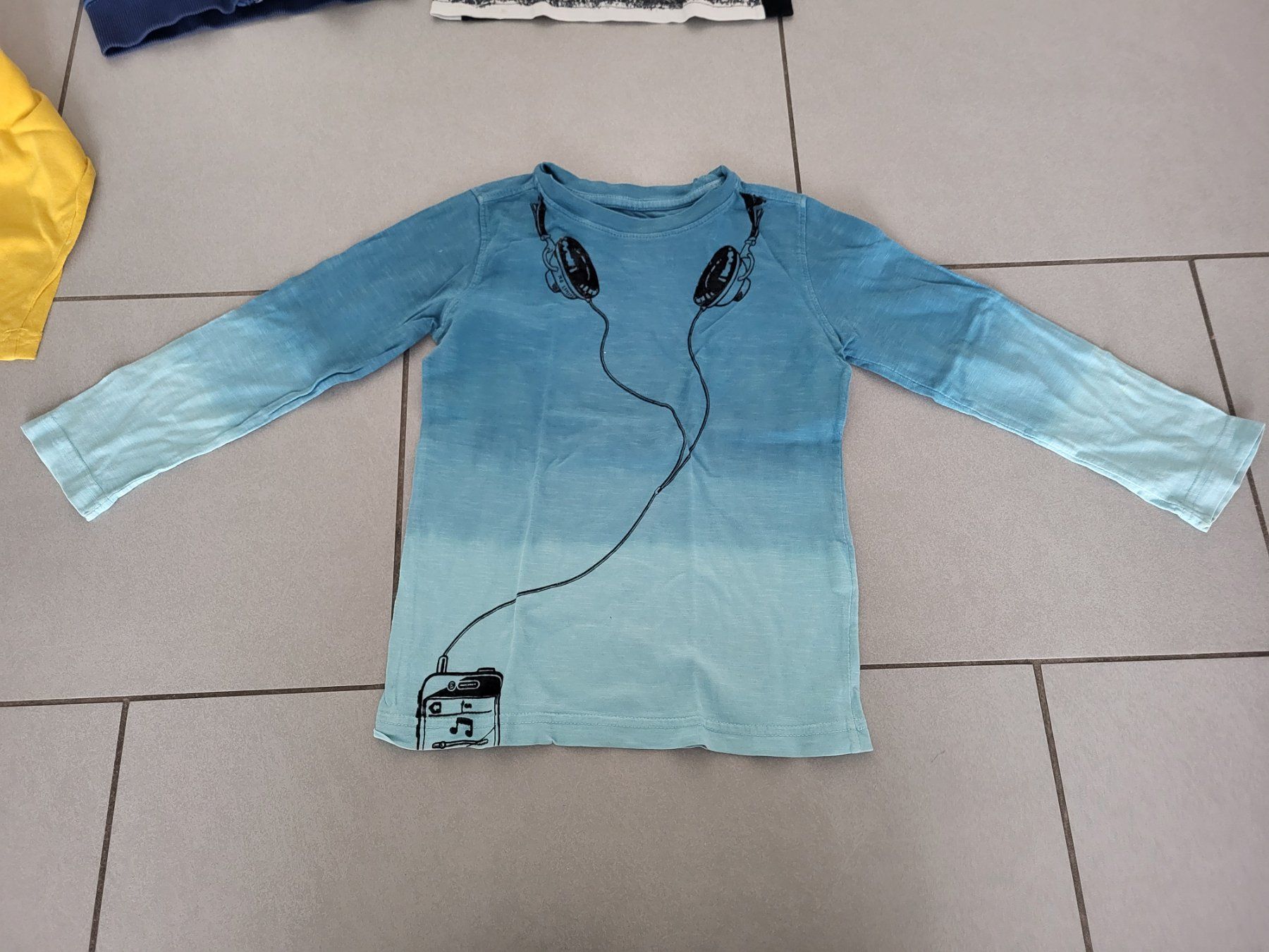 Desigual Lotti & Set di vestiti: Marken Desigual GAP Kleidepaket gr. 104 – Usato da Boswil venduto da i12i 3