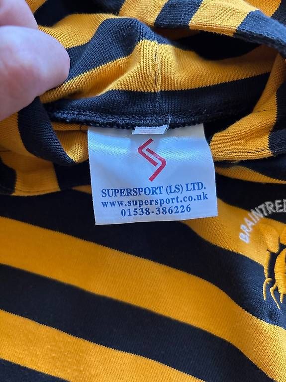 Maglioni & Felpe: Rugby Hoodie  – Usato da Pfäffikon ZH venduto da skom666 1