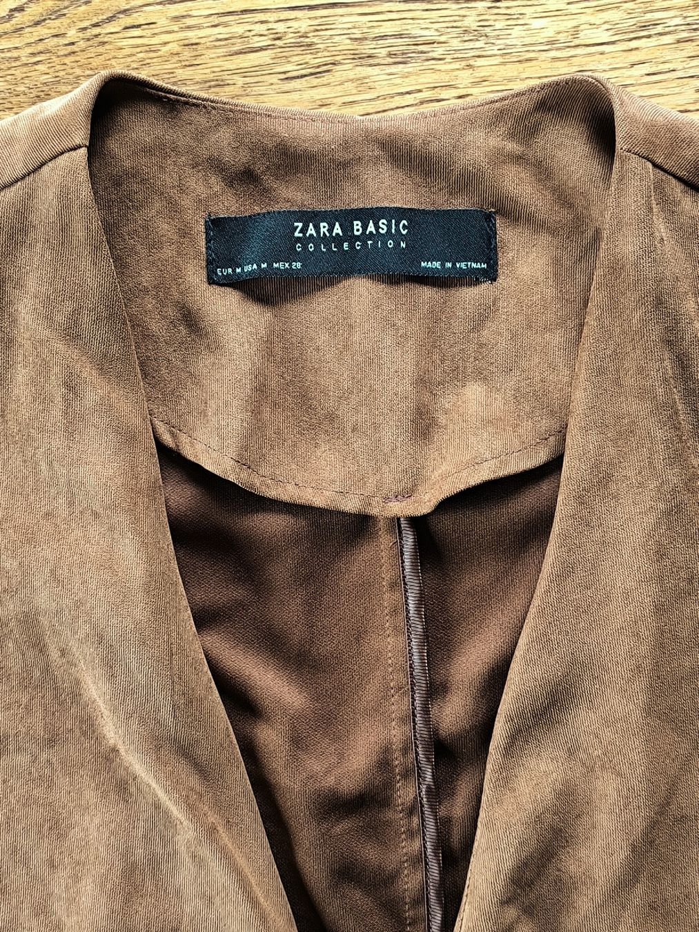 Zara Vestes: Cocnag braune  Jacke in Wildlederoptik  M/L – D'occasion à Schaffhausen par gab_v5qf 2