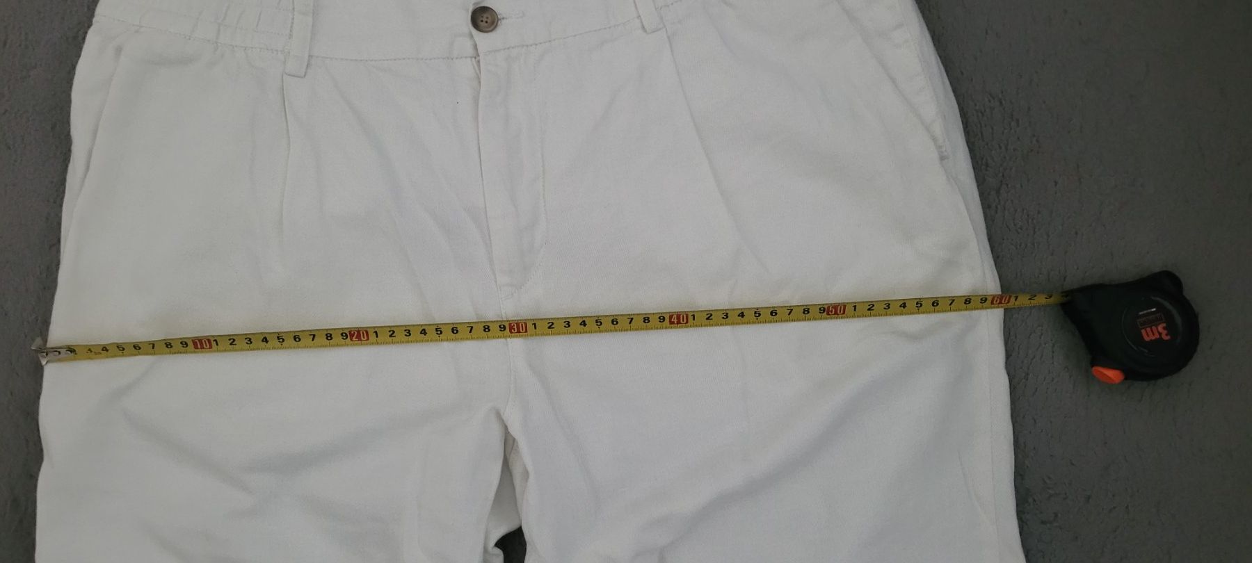 H&M Hosen: Pantalon  jean elastique en coton /H&M  taille 50 – Neu (gemäss Beschreibung) aus Vevey von x_y_f 2