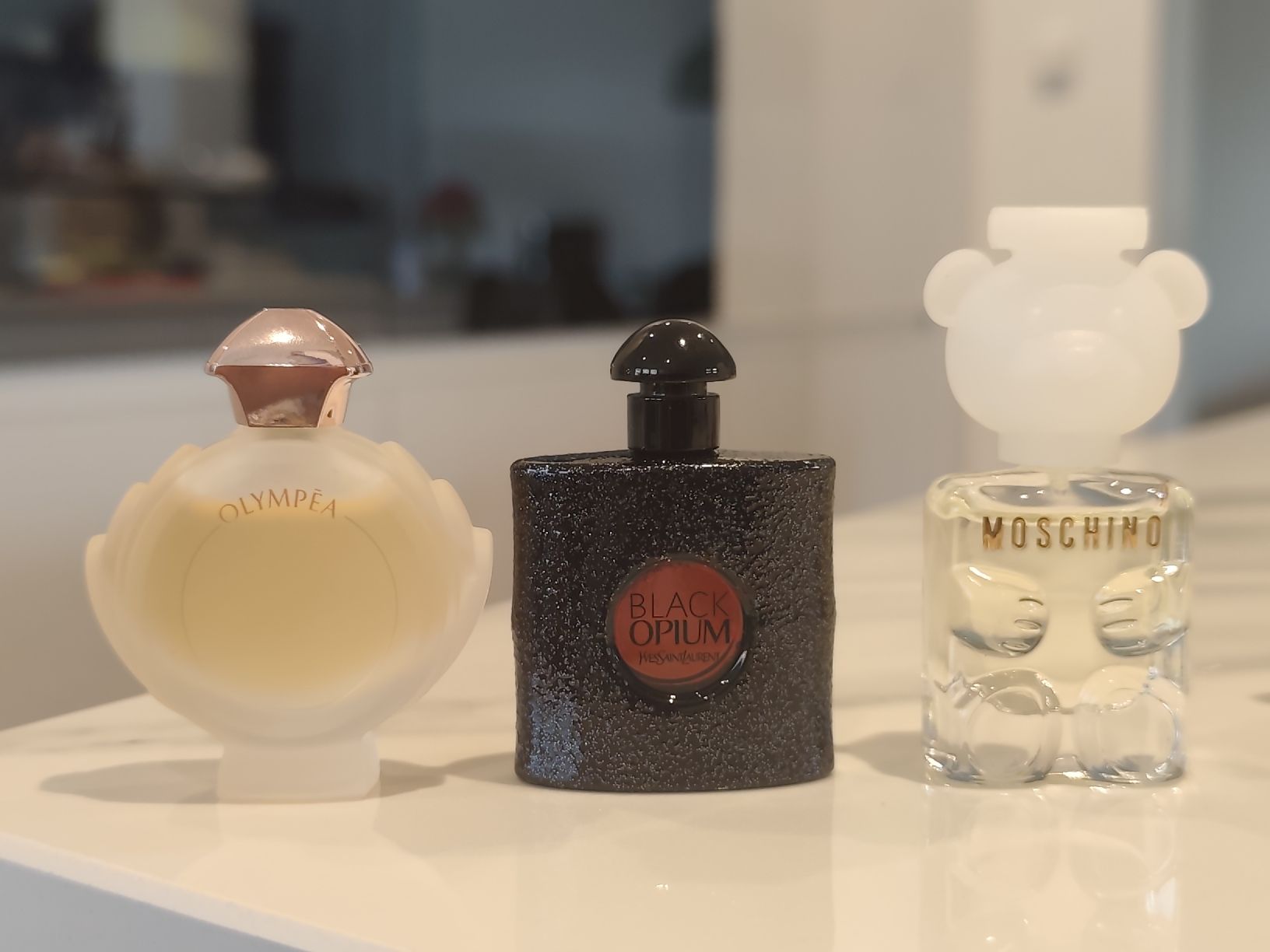 Profumi & Eau de Toilette: Parfume collection miniature set  – Usato da Männedorf venduto da Ursik_OnlineShop 1