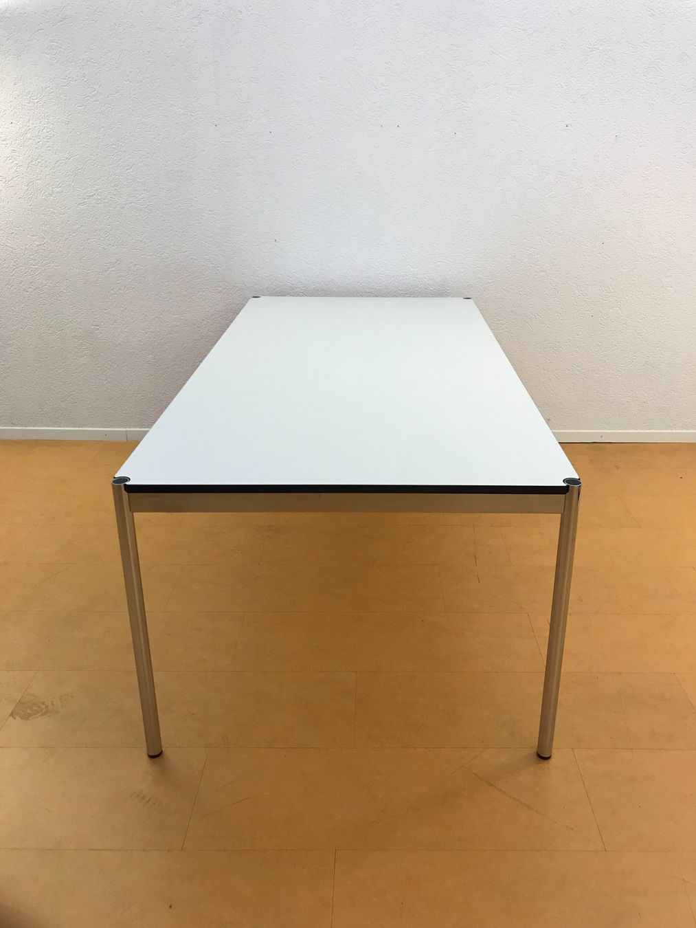 USM Tische: USM Haller Tisch 200 x 100 cm – Gebraucht aus Zürich von danihell 1