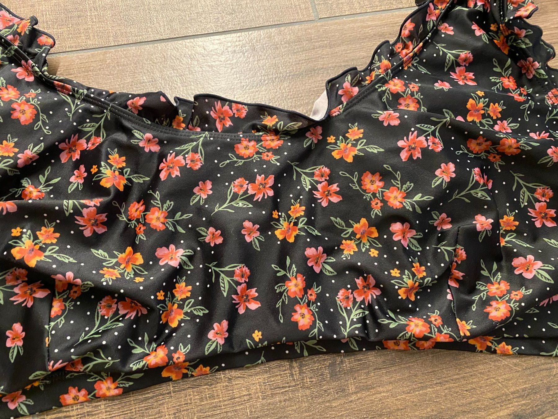 Costumi da bagno & Bikini: Peek & Beau Bikini-Oberteil Blumen Gr. 52 / 54 – Usato da Pratteln venduto da a23_j2gs 3