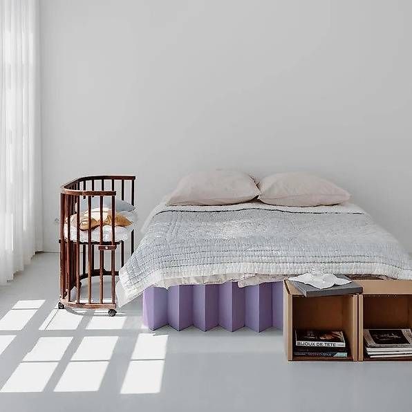 Letti: Kartonbett // Lit en carton // Cardboard Bed – Usato da Cologny venduto da els_tvj8 2