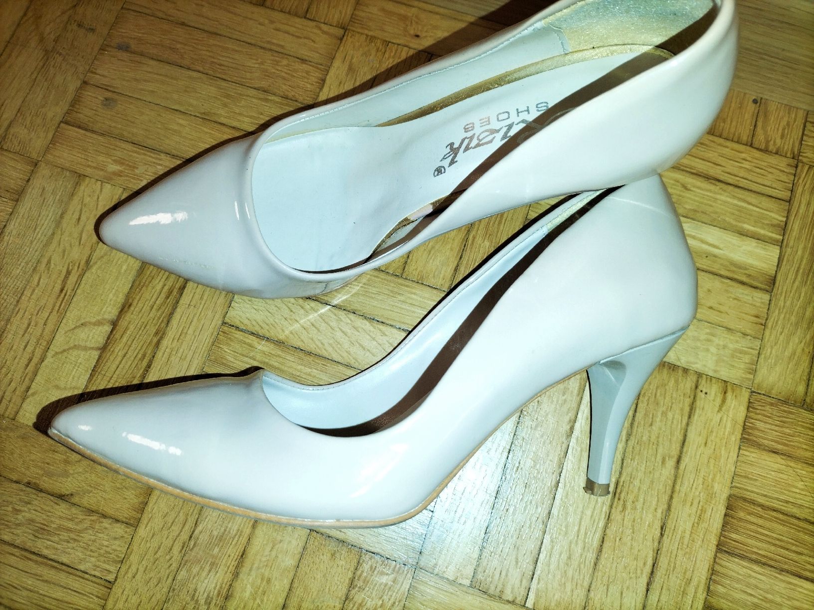 Scarpe da donna: Damen Pumps Grösse 39 – Usato da Goldach venduto da ami_2kwl