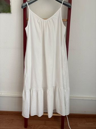 Abito bianco con spalline e balza taglia XL