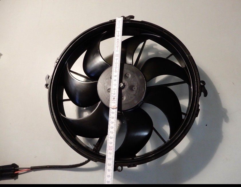 Tutti pezzi di ricambio auto: Ventilator SPAL diamètre 305mm débit 3170M2/H – Nuovo e nell'imballaggio originale da Commugny venduto da 160467 1