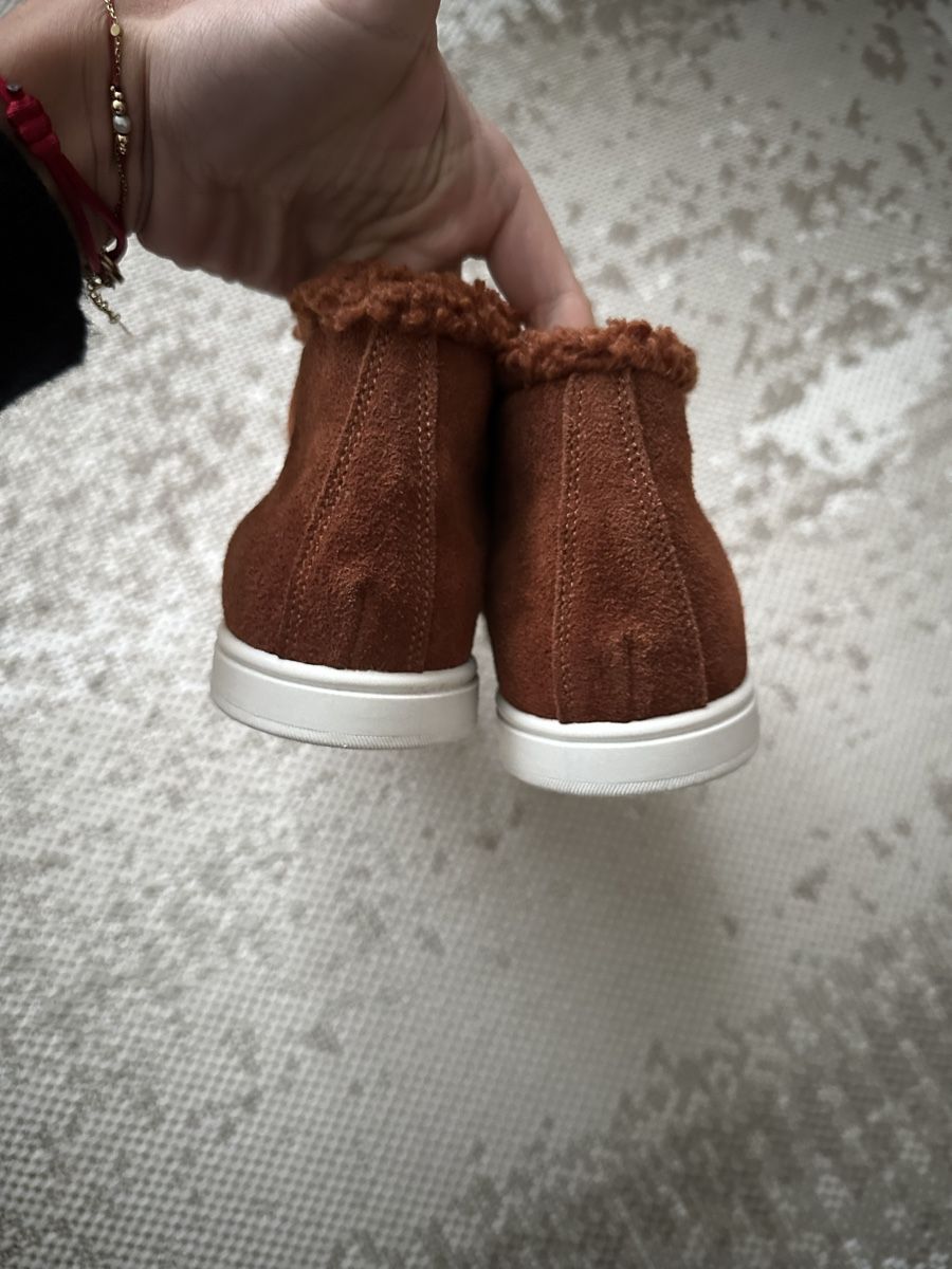 Scarpe da donna: Mocassins brun avec fourrure 37 new – Nuovo e nell'imballaggio originale da La Croix (Lutry) venduto da secondhandZara 2