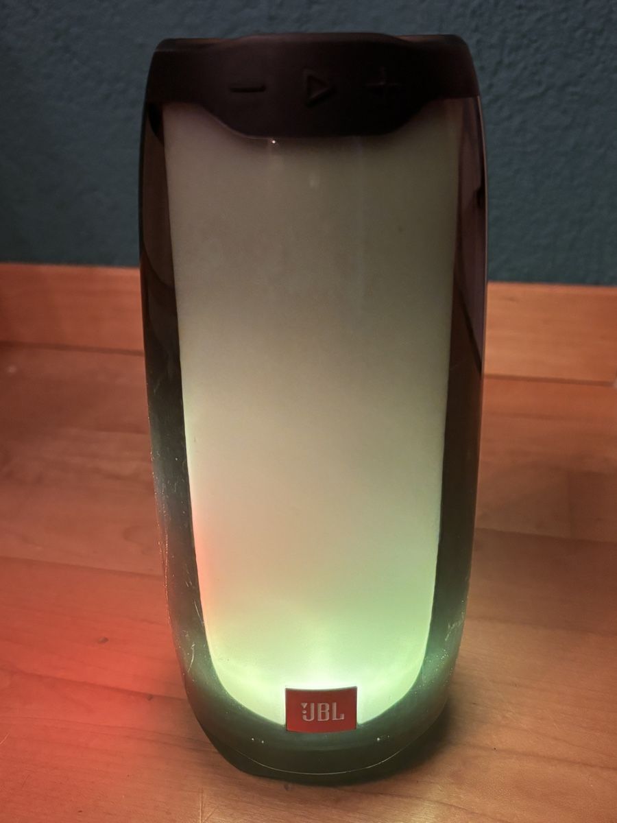 JBL Haut-parleurs: JBL Pulse 4 Bluetooth Lautsprecher  – D'occasion à Pfungen par emii77 1