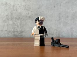 LEGO Batman I 2006 Two-Face - Black Stripe Hips (bat004)