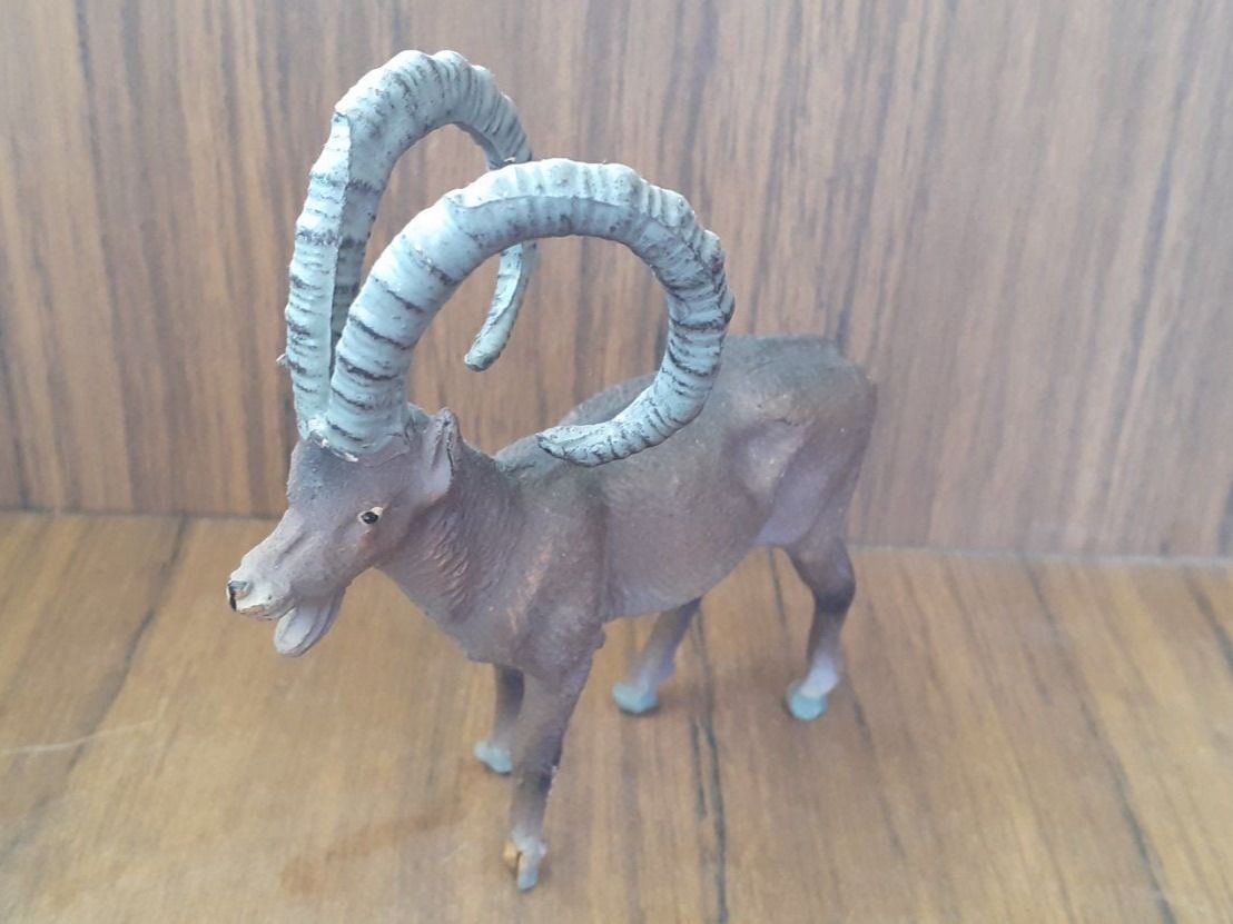 Giocattoli: antike Tierfigur Steinbock – Usato da Mörschwil venduto da lindaswunderkiste 1