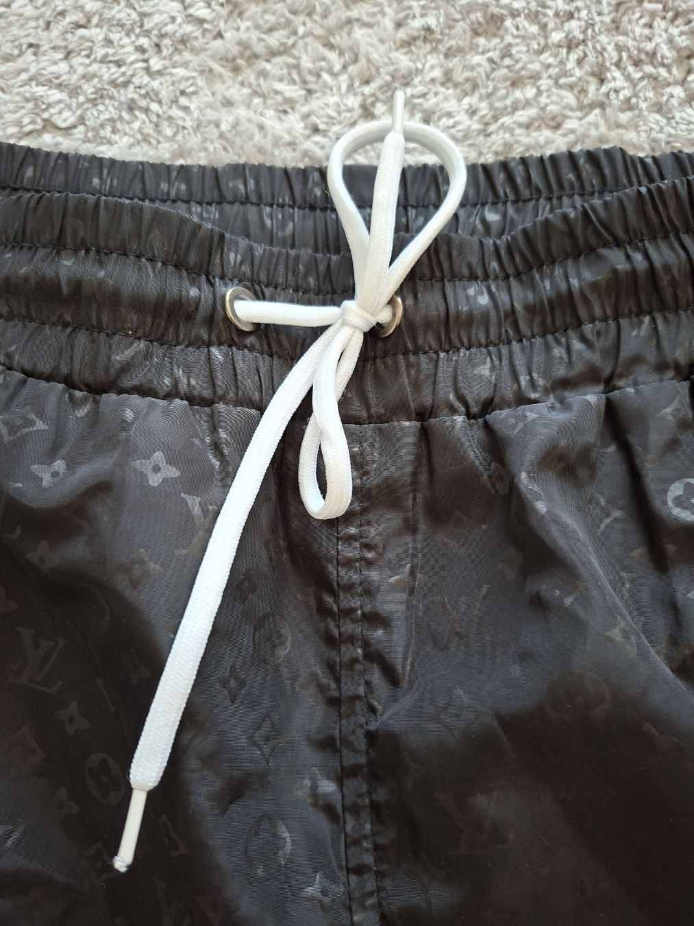 Hosen: Shorts noir taille L  – Gebraucht aus Renens VD von ser_j2fn 2