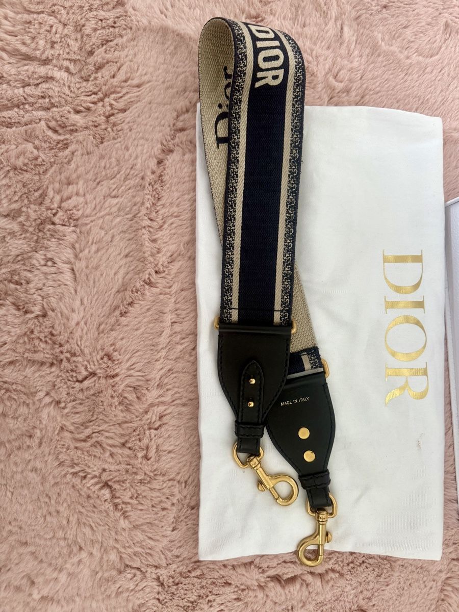 Dior Sonstige Kleidung & Accessoires: DIOR Schulterriemen – Gebraucht aus Subingen von joyselina