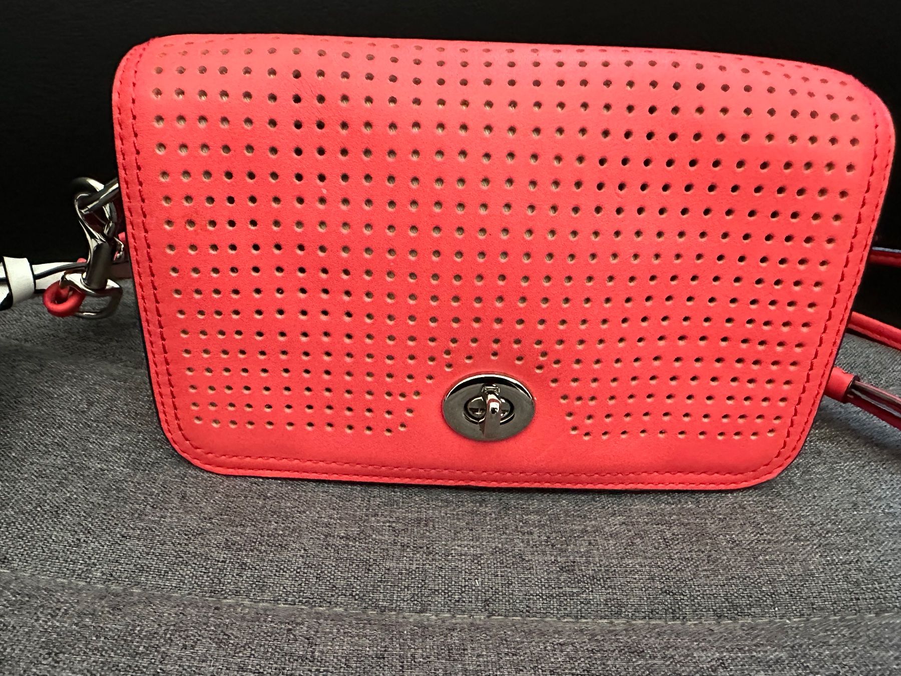 Coach Borse da donna: Umhängetasche Coach – Usato da Muttenz venduto da Daisych 1