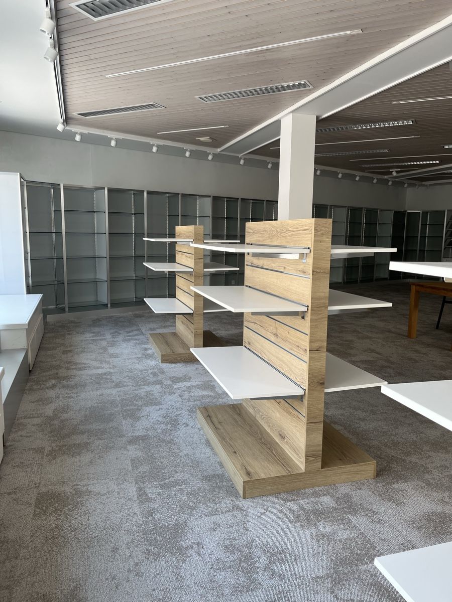 Tappeti: Teppich  Grösse 50 x 50 cm – Usato da Niederhelfenschwil venduto da Markus.Kleger 6