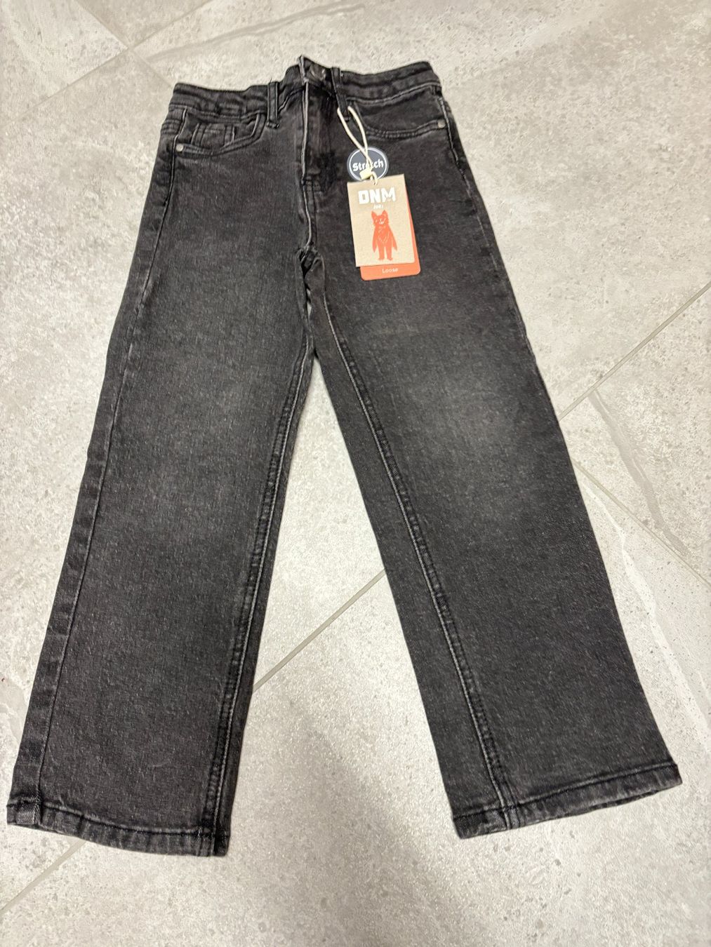 Hosen: Jeans 122 stretch taille ajustable neuf – Neu (gemäss Beschreibung) aus Salvenach von gwenwywar