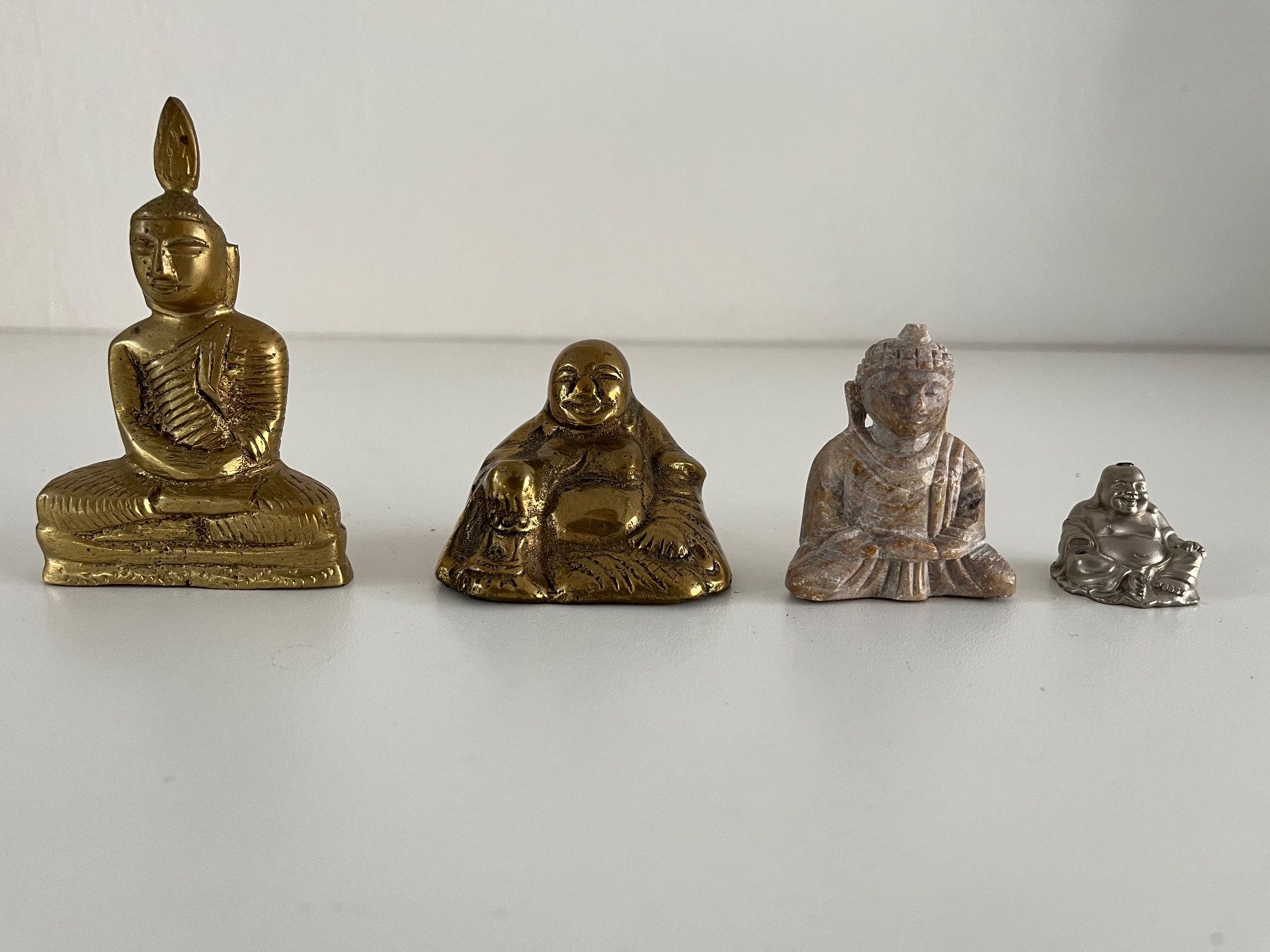 Sculture & Statue: 4 Stk. Buddha – Usato da Wetzikon ZH venduto da seli03