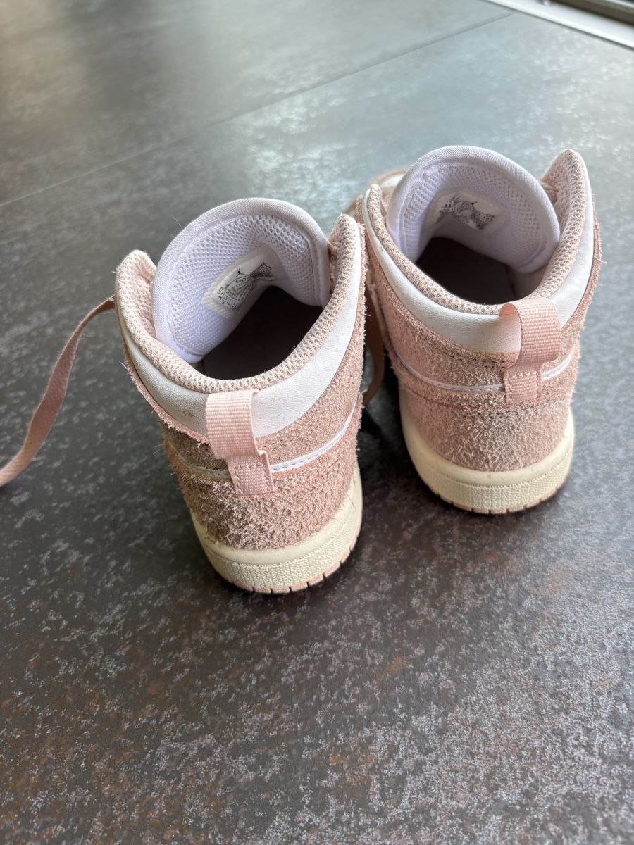 Jordan Scarpe per ragazze: Sneaker Nike Jordan Gr 28.5 – Usato da Muttenz venduto da dancas 2