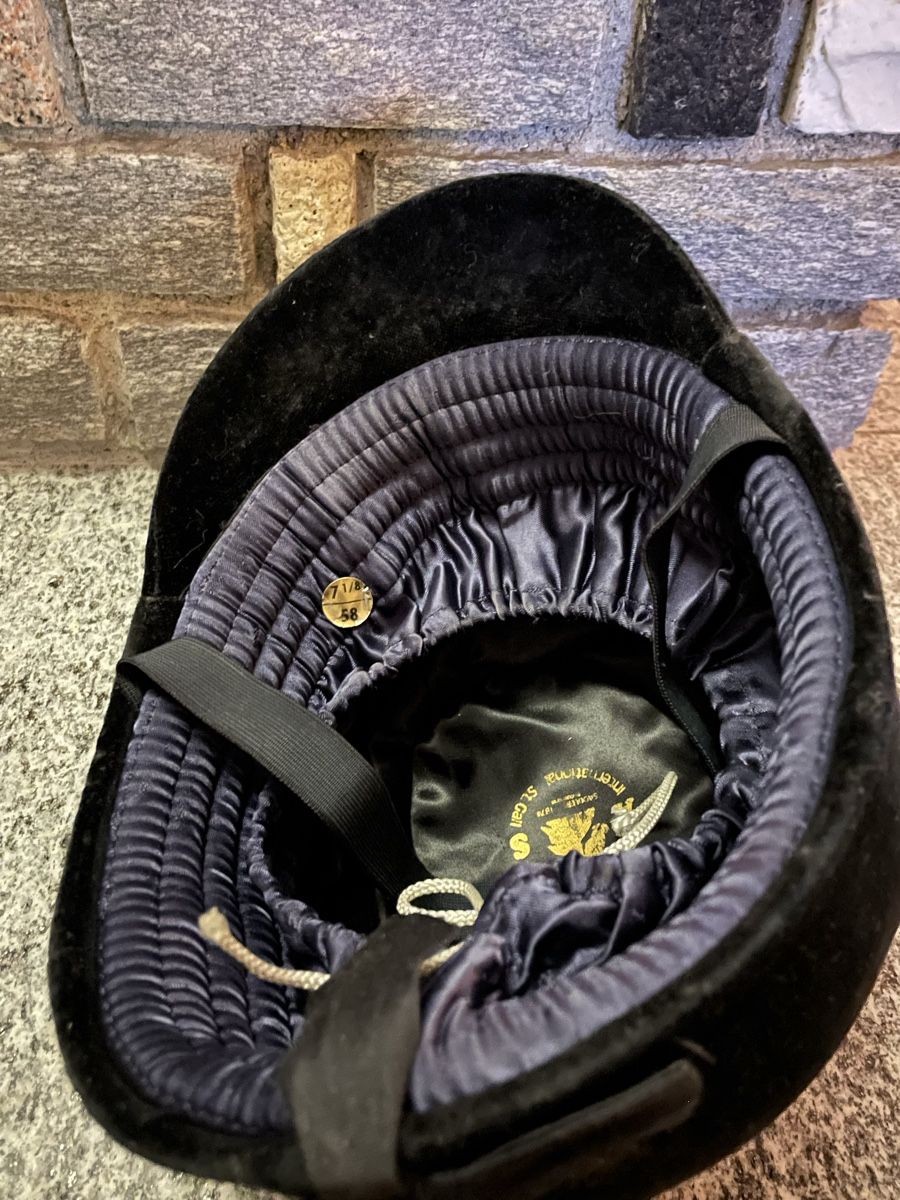 Copricapi, berretti & cappellini: Horse Head Products – Usato da Quinto venduto da Arpe11 6