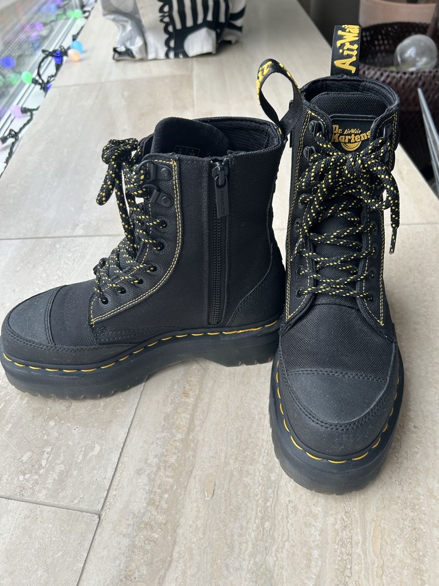 Ganni Scarpe da uomo: Ganni x Dr Martens size 39 – Usato da Zürich venduto da fan_z5fl 3