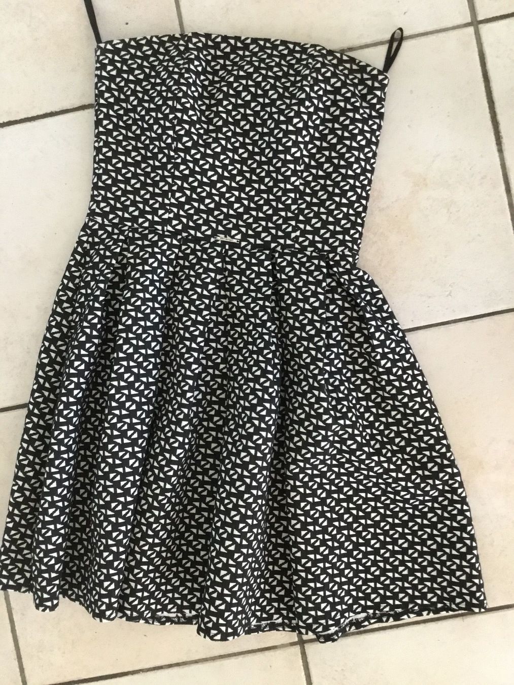 Kleider: Neues Cocktail Kleid Gr.36 – Neu (gemäss Beschreibung) aus Obergerlafingen von cabo4