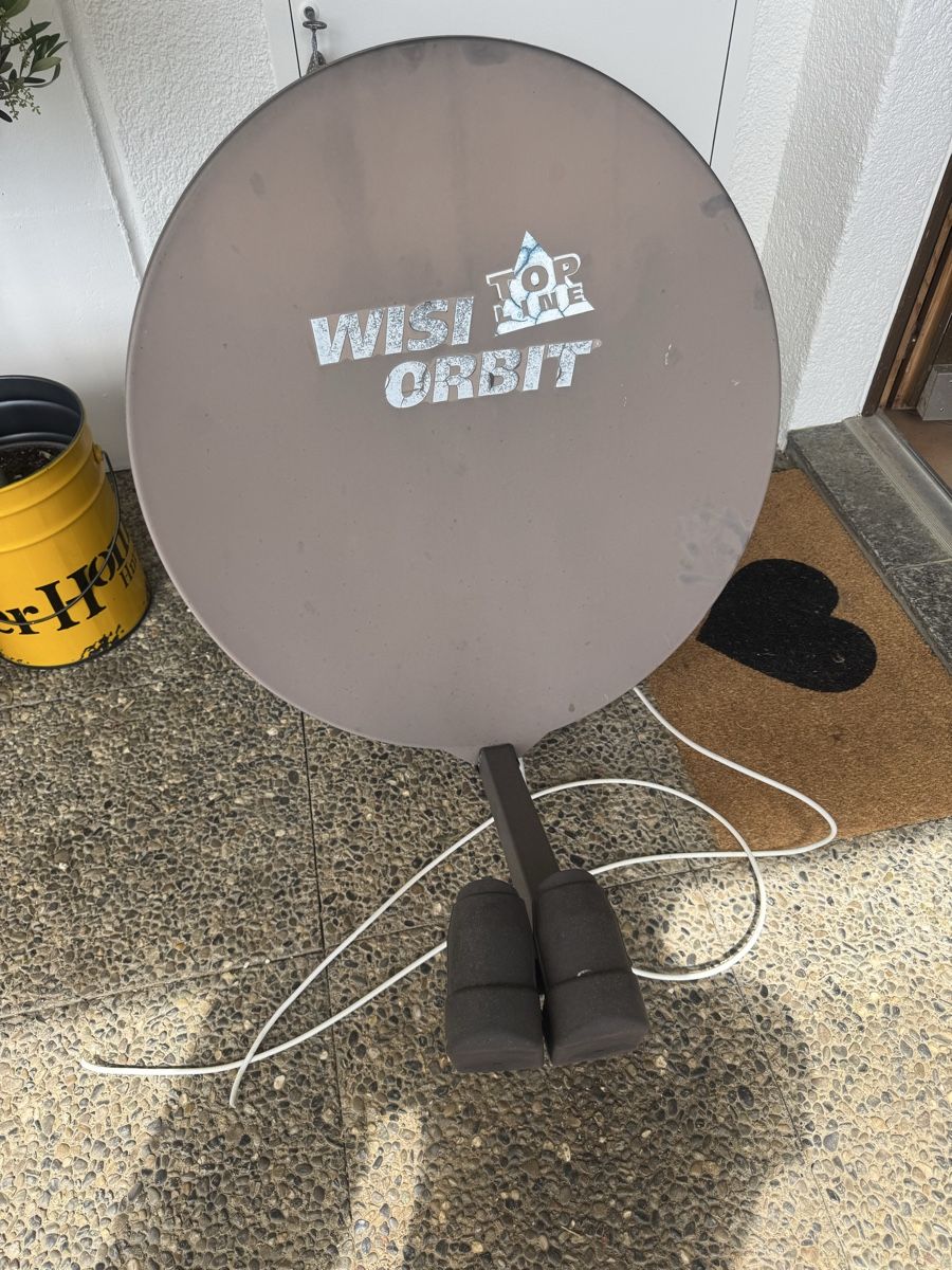 Parabola satellitare: Satellitenschüssel – Usato da Heiligenschwendi venduto da bernair01