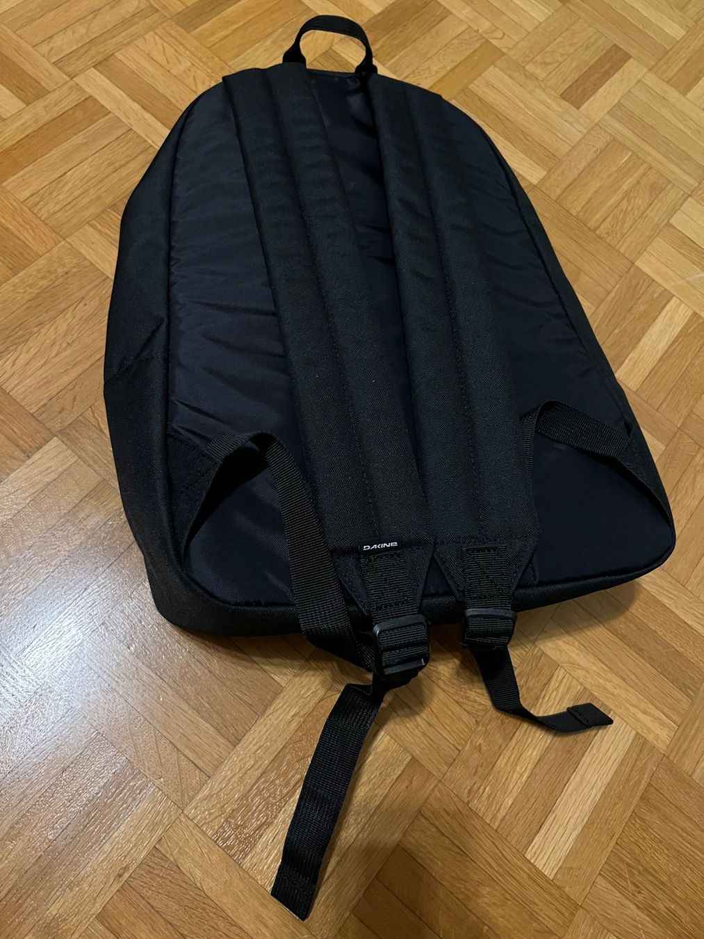 Dakine Rucksäcke: Dakine Rucksack schwarz - Neu – Neu und originalverpackt aus Zürich von robshubs 3
