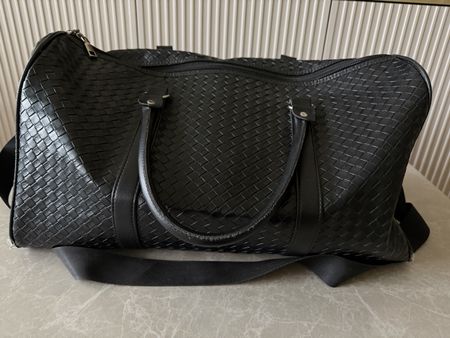 Black Woven Weave Travel Duffel Bag - Stylish! (53)