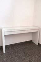 Ikea MALM Schreibtisch/Schminktisch/Ablagetisch