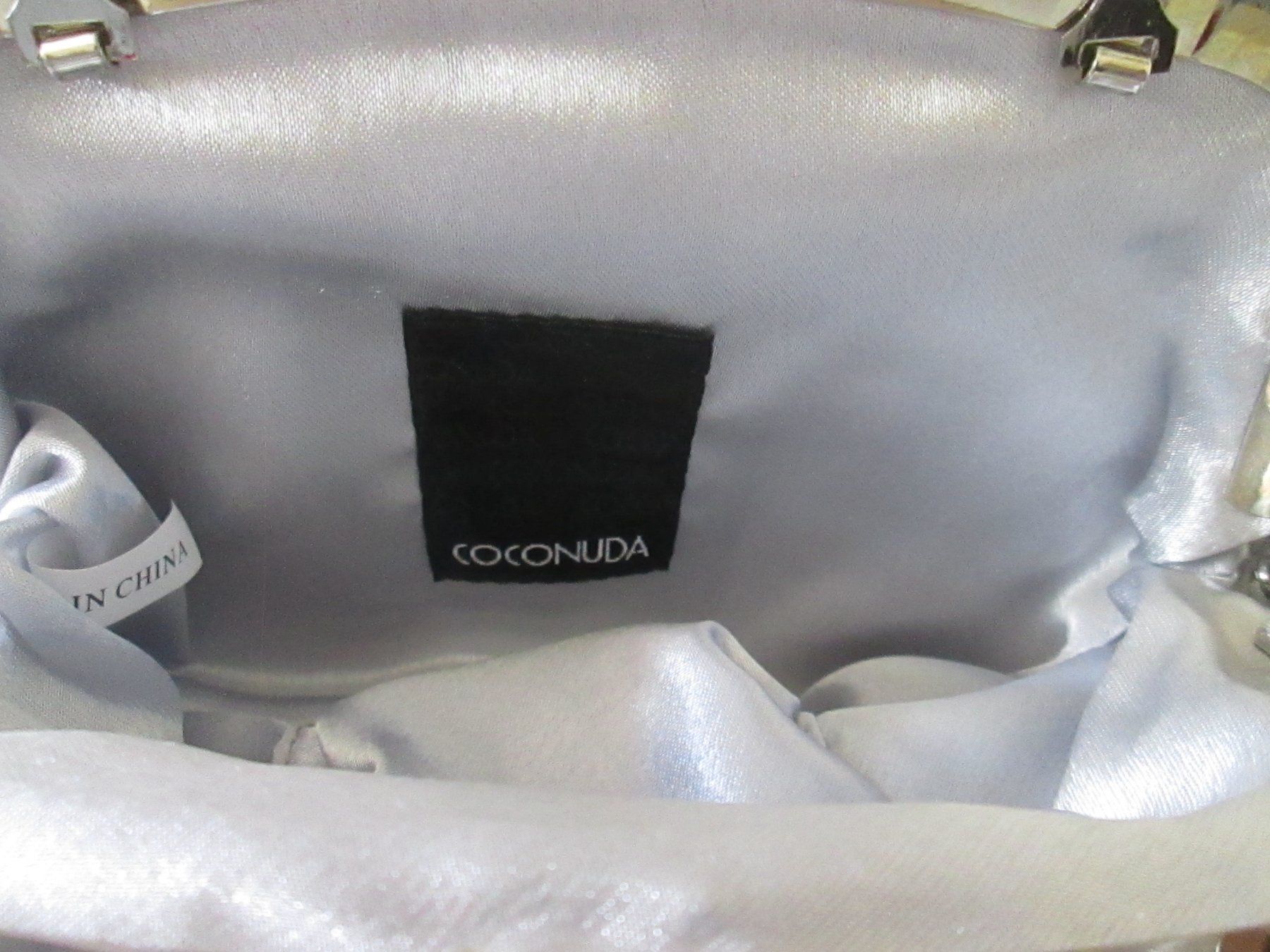 Taschen für Damen: Pochette Coconuda, neu – Gebraucht aus Sementina von babucia 3