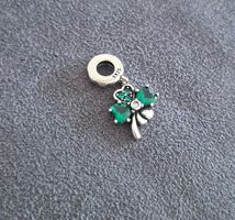 Silber Charm Kleeblatt grün +Garantie