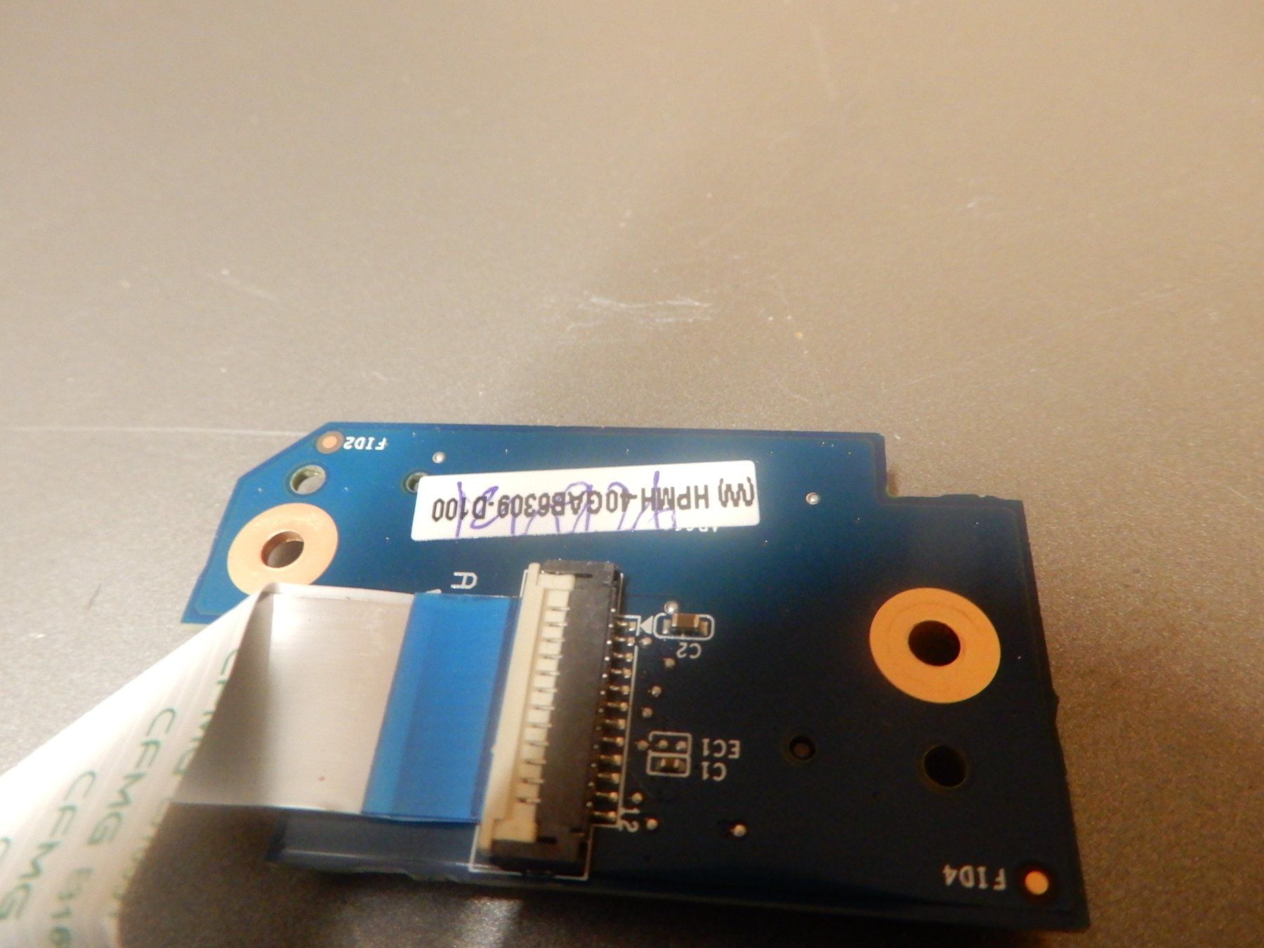 Kartenlesegeräte: Laptop SD Kartenleser, gebraucht – Gebraucht aus Worben von MaKo3252 4