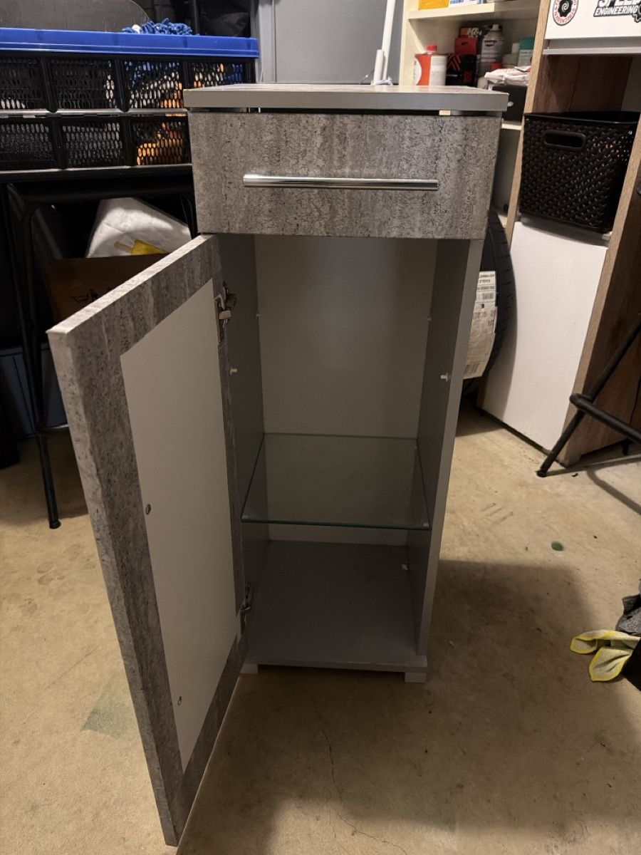 Armadi: Badezimmerschrank 90x30x30cm – Usato da Suhr venduto da MA_Tz_Vz5 1