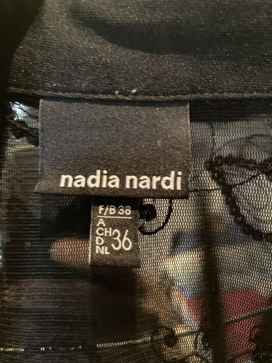 Camicette: Top und Bluse Nadia Nardi – Usato da Urtenen-Schönbühl venduto da alessibas 1