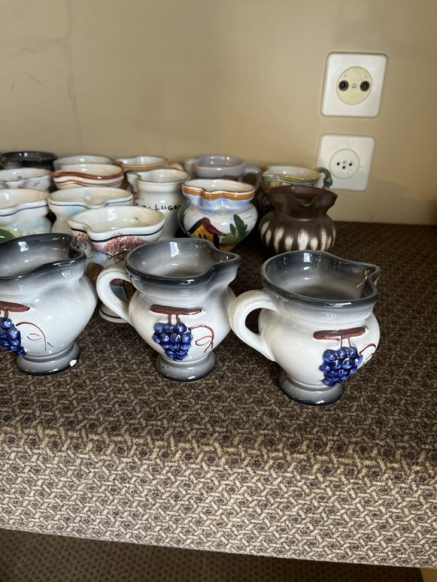 Set di piatti: 28 Grotto Kännchen Pocolino – Usato da Gams venduto da Akgams 1