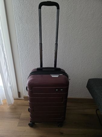 Koffer Handgepäck Bordeaux mit Rollen guter Zustand