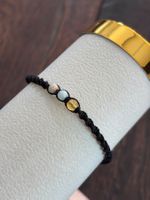 Makrameearmband schwarz mit Natursteinperlen und 925 Silber