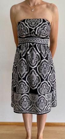 Sommerkleid aus Seide / Gr 32/34