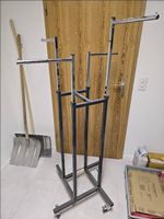 3x Kleiderständer 4-armig mit Rollen Metall grau