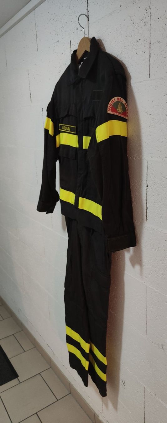 Uniformi: Tenue pompier Italienne – Usato da Payerne venduto da jacmar