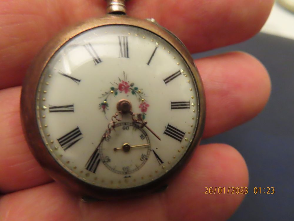 Silberdamtentaschenuhr mit kl. Sek.Zeiger, läuft, Ø 33.921mm 1