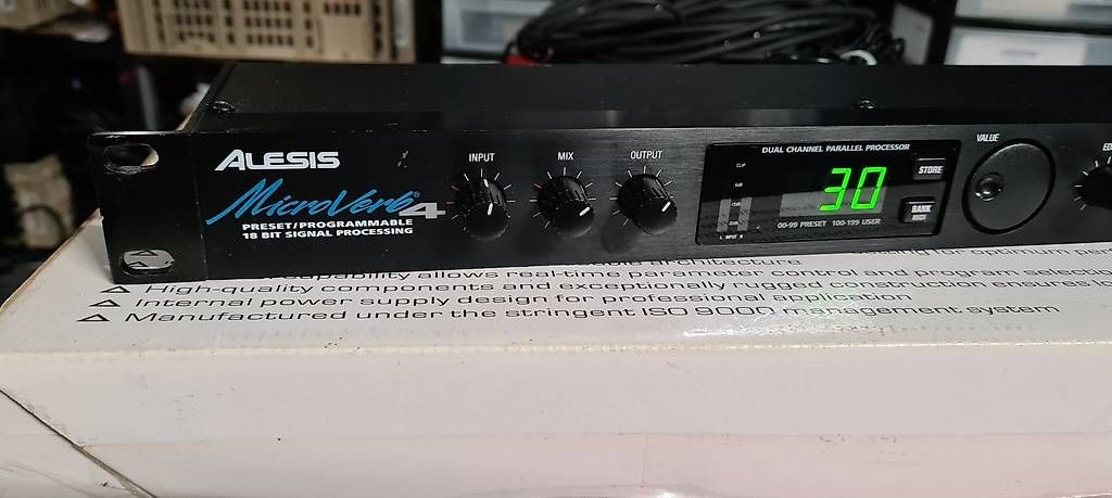 Musikinstrumente: Alesis MicroVerb 4 18-Bit Signal Processor – Gebraucht aus Wallisellen von Daijga 3