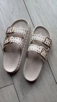 Buffalo Pantoletten beige mit Nieten neu 