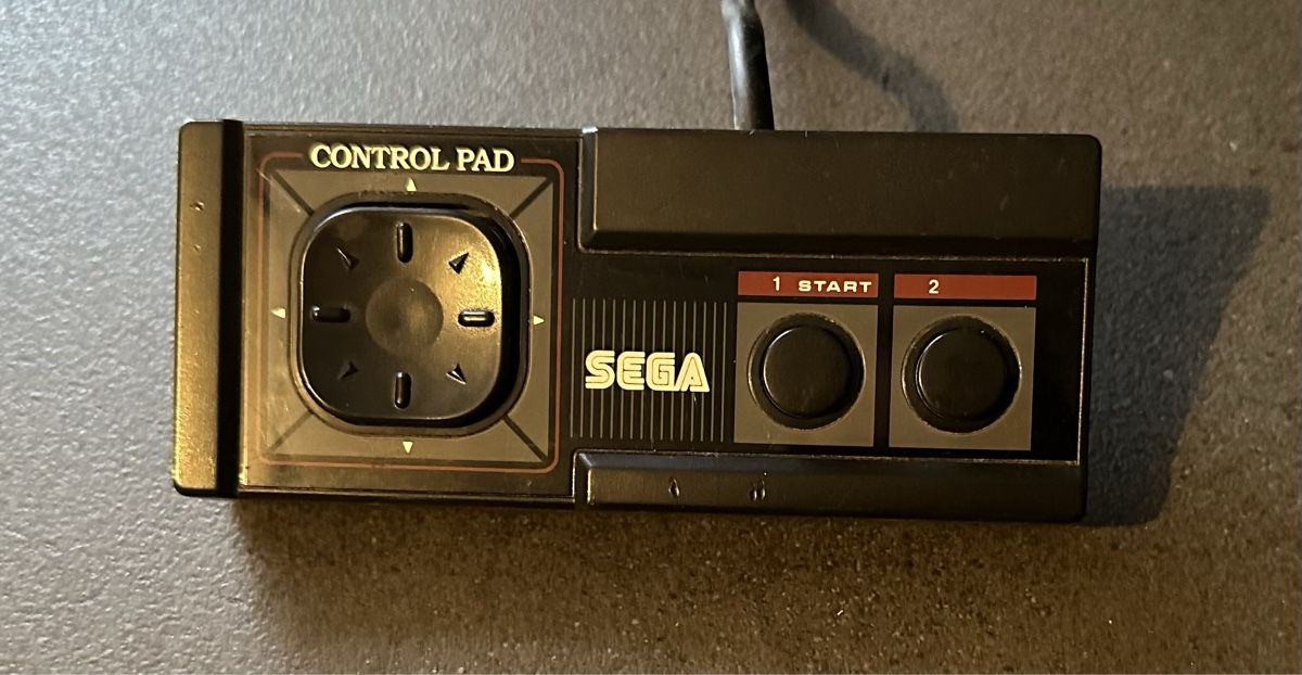 Controller: SEGA Master System Control Pad Original – Gebraucht aus Kestenholz von Naruto_01