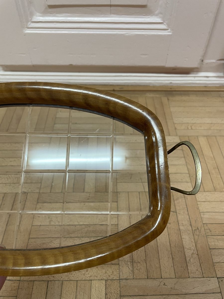 Servierplatten: Kleines 50s Serviertablett Nussbaum Glas Tablett vintage – Gebraucht aus Zürich von Vintagewiesel 7