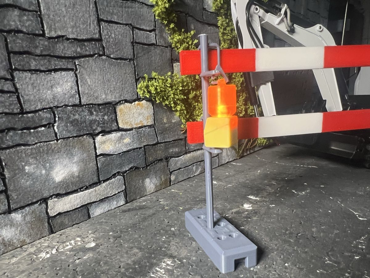RC Modellbau: Baustellen Lampe mit LED 1:14 – Neu (gemäss Beschreibung) aus Altdorf UR von modellbau-widmer 3