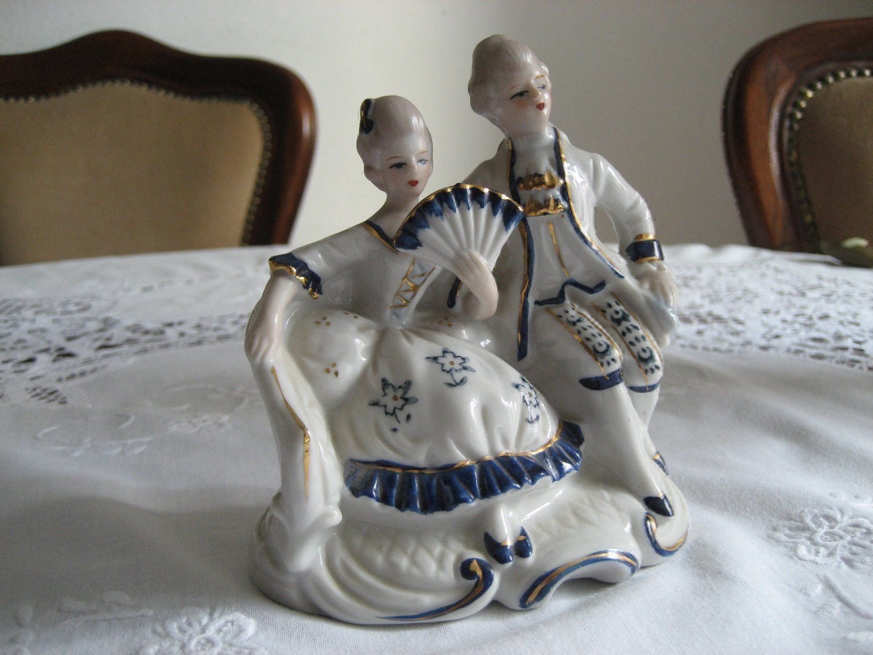 Royal Copenhagen Figuren: Kopenhagen schönne Figur – Gebraucht aus Zürich von Nofelet31 2